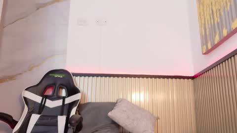 Snapshot of scarlet_vixen_ chatting on 21, 2, 2026 scarlet_vixen_ online show from 21, 2, 2026