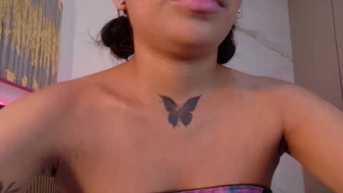 Snapshot of scarlet_vixen_ chatting on 1, 3, 2026 scarlet_vixen_ online show from 1, 3, 2026