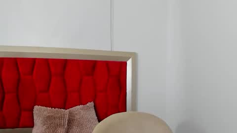 Scarlet online show from 21, 12, 2025