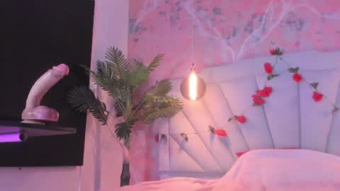 Scarlet Dayana online show from 8, 7, 2026