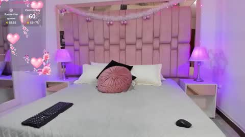 Snapshot of scarletgodd chatting on 14, 12, 2025 Scarlet online show from 14, 12, 2025