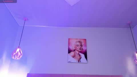 Scarlet  online show from 3, 11, 2025