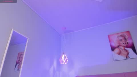 Scarlet  online show from 12, 1, 2026