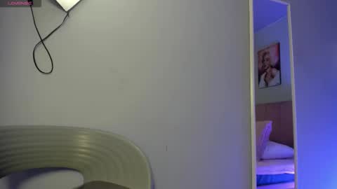 Scarlet  online show from 28, 2, 2026