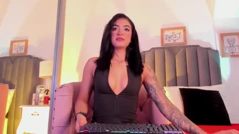              online show from 21, 2, 2025