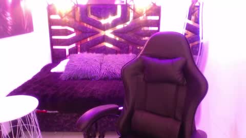 Scarleth online show from 19, 5, 2026