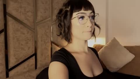 Scarleth  online show from 12, 5, 2026