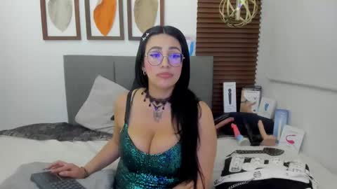 Snapshot of scarleth_swann chatting on 21, 1, 2025 scarleth online show from 21, 1, 2025
