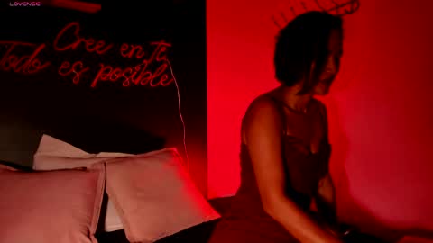 Snapshot of scarlethfoxx_ chatting on 9, 4, 2026 scarlethfoxx_ online show from 9, 4, 2026