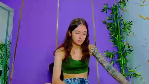 Snapshot of scarletjonesx chatting on 20, 9, 2025 Denis online show from 20, 9, 2025