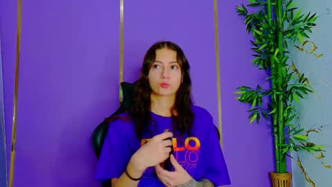 Snapshot of scarletjonesx chatting on 28, 9, 2025 Denis online show from 28, 9, 2025