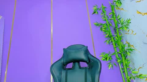 Snapshot of scarletjonesx chatting on 10, 10, 2025 Denis online show from 10, 10, 2025