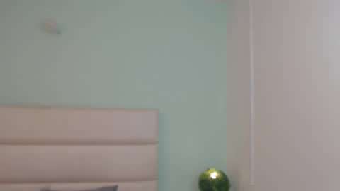 scarlet  online show from 1, 3, 2026