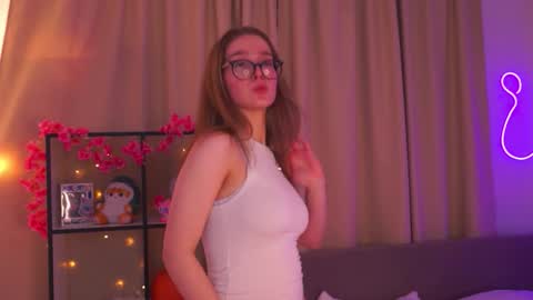 Snapshot of scarletliips chatting on 22, 11, 2025 Maria online show from 22, 11, 2025