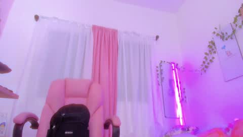 Snapshot of scarletliz chatting on 20, 12, 2024 Scarletliz online show from 20, 12, 2024