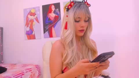 Snapshot of scarletliz chatting on 24, 11, 2025 Scarletliz online show from 24, 11, 2025