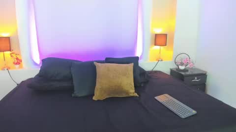 Scarlet online show from 17, 5, 2026