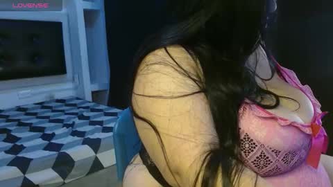 Snapshot of scarlett__blue chatting on 25, 10, 2025 scarlet online show from 25, 10, 2025