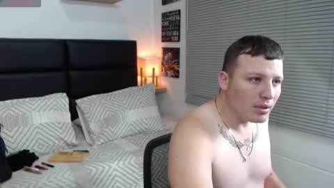 Snapshot of scarlett_and_justin chatting on 9, 10, 2025 scarleth and justin online show from 9, 10, 2025