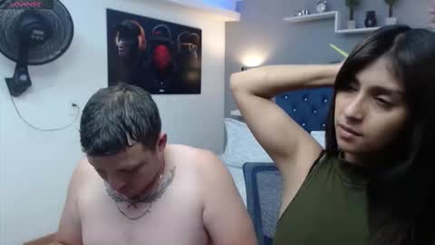 Snapshot of scarlett_and_justin chatting on 17, 10, 2025 scarleth and justin online show from 17, 10, 2025