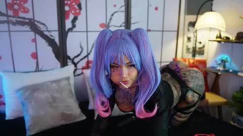 Scarlett Collins online show from 27, 3, 2026