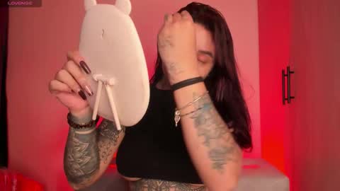 SCARLETT COLLINS online show from 24, 11, 2025