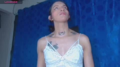 Snapshot of scarlett_crastrawberry chatting on 3, 11, 2025 scarlet online show from 3, 11, 2025