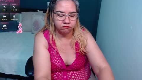 Snapshot of scarlett_duboi1 chatting on 10, 3, 2025 Scarlett online show from 10, 3, 2025