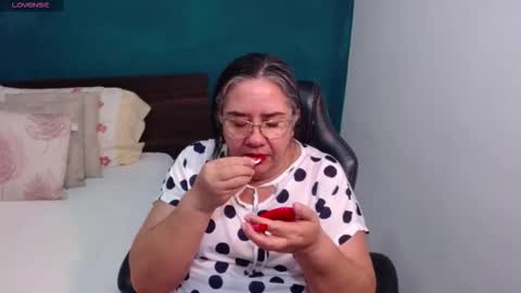 Snapshot of scarlett_duboi1 chatting on 9, 3, 2026 Scarlett online show from 9, 3, 2026