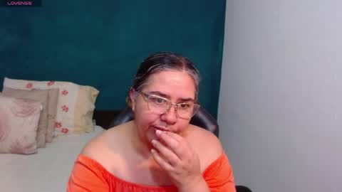 Scarlett  online show from 5, 5, 2026