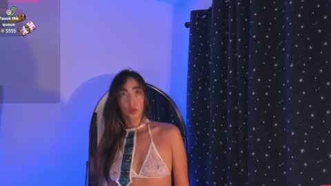 Scarlett Grand online show from 11, 1, 2025