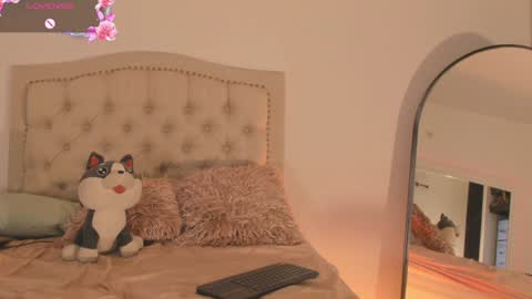 Scarlett Grand online show from 31, 1, 2025