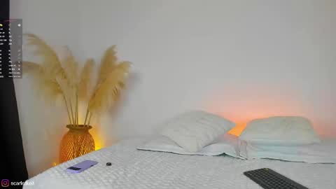 scarlet  online show from 25, 11, 2025