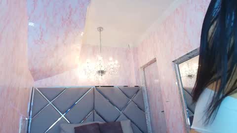 scarlett montoya  online show from 7, 1, 2026