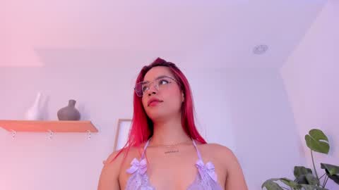 Scarlett Morgan online show from 3, 1, 2025