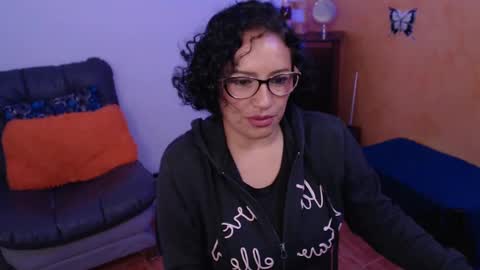 Scarlett sax online show from 7, 3, 2025