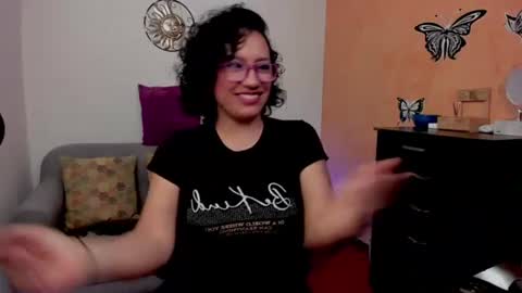Scarlett sax online show from 3, 8, 2026