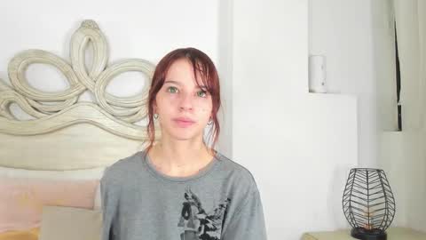 scarlett smith 3 online show from 25, 2, 2026