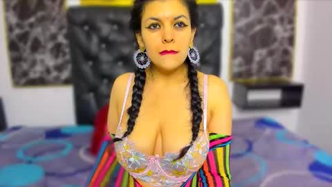 Scarlett online show from 3, 10, 2025