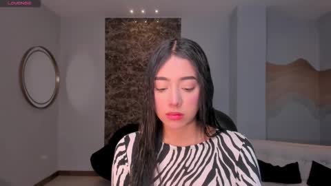 Sacrlett Blaze online show from 16, 12, 2025