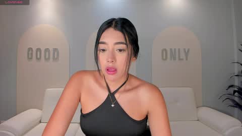 Snapshot of scarlettblaze1 chatting on 4, 5, 2026 Sacrlett Blaze online show from 4, 5, 2026