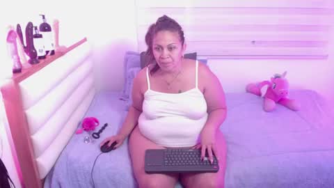 scarlettbooty online show from 28, 4, 2026