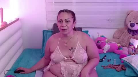 scarlettbooty online show from 11, 5, 2026