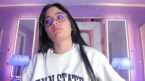 Snapshot of scarlette_15 chatting on 7, 7, 2026 Scarlette online show from 7, 7, 2026