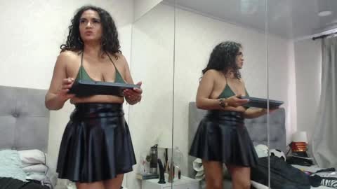 Snapshot of scarlettgreen_ chatting on 23, 4, 2026 Scartt online show from 23, 4, 2026