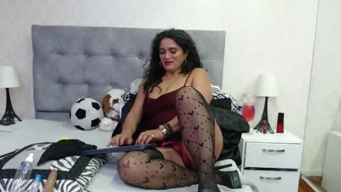 Snapshot of scarlettgreen_ chatting on 9, 5, 2026 Scartt online show from 9, 5, 2026