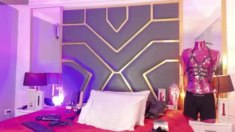 Snapshot of scarletthott1 chatting on 11, 5, 2026 Scarlett Hot online show from 11, 5, 2026
