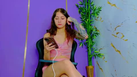 Scarlet online show from 15, 9, 2025