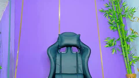 Scarlet online show from 23, 10, 2025