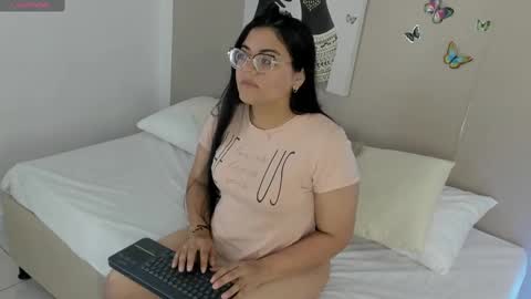 Scarlett Whitmore online show from 28, 9, 2025